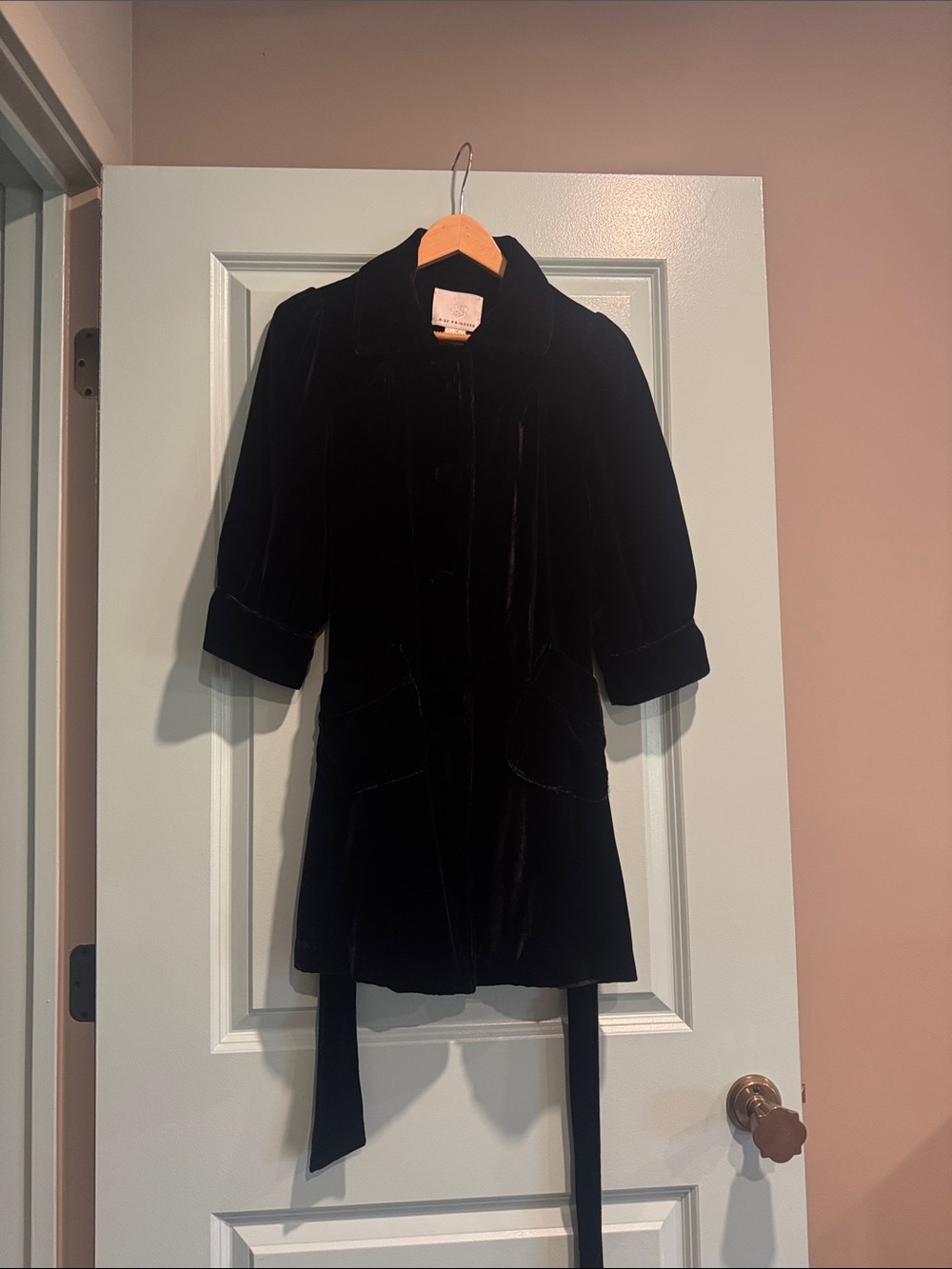 Vintage Black Velvet Shirt Jacket with Tie Waist